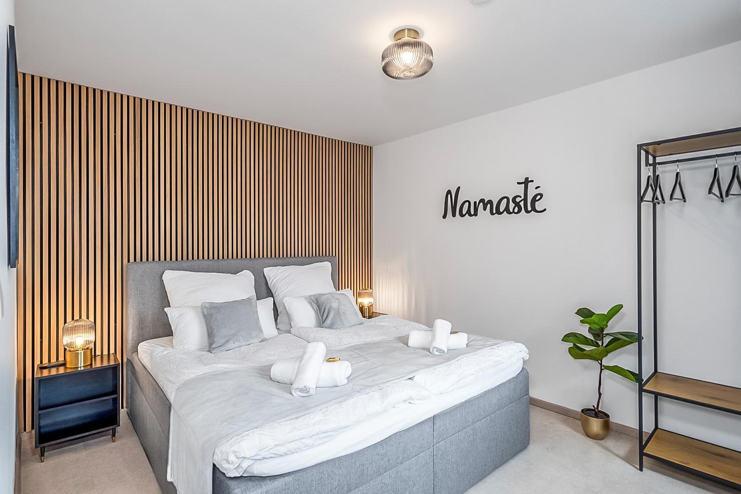 Namaste Homes - Ferienwohnung Mit Dachterrasse Bad Windsheim Exterior photo